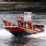Les pompiers du SIS ont ramené les jeunes baigneurs sur la rive avec leurs bateaux (image d'illustration).